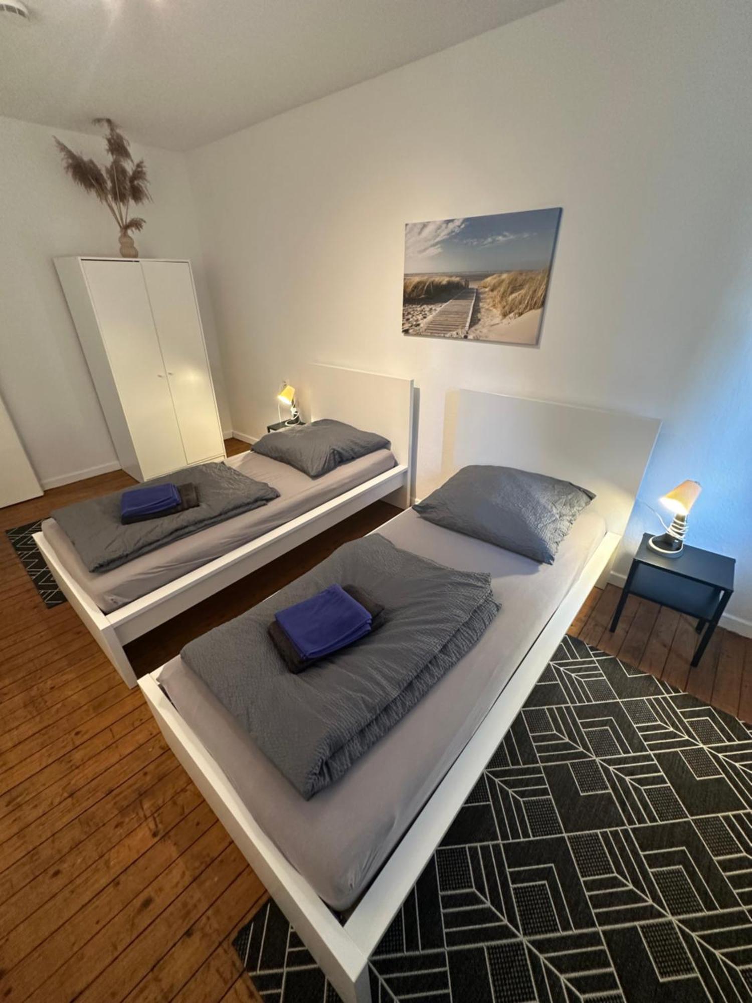 5 Betten Wohnung Vahrenwald-List Ганновер Экстерьер фото